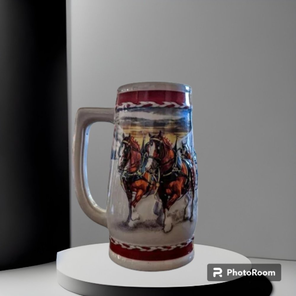 2010 Anheuser-Busch Budweiser Holiday Christmas Beer Stein